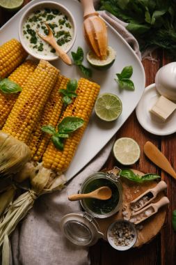 Pişmiş haşlanmış mısır