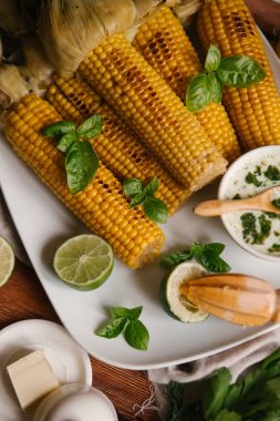 Pişmiş haşlanmış mısır