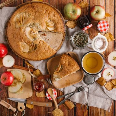 ev yapımı taze elma pasta