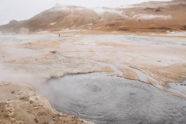 Geyser and thermal springs — Stock Photo, Image