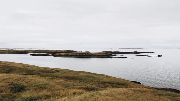 Hermoso paisaje marino de Islandia — Foto de Stock