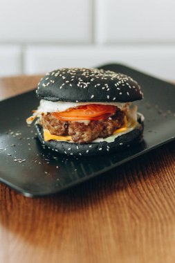 trendy siyah burger