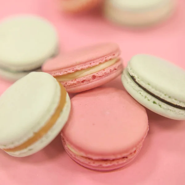 Close View Colorful Macarons Pink Background — Stock Photo, Image