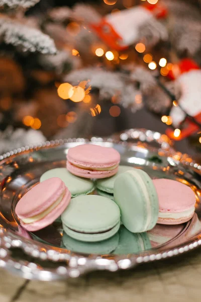 Close View Holiday Composition Macarons Silver Tray Blurred Background — Stock Photo, Image