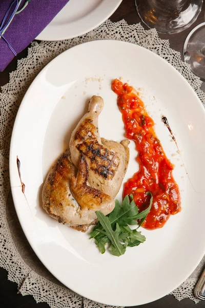 Baked Chicken Half Served Arugula Barbeque Sauce White Plate — Stock Photo, Image