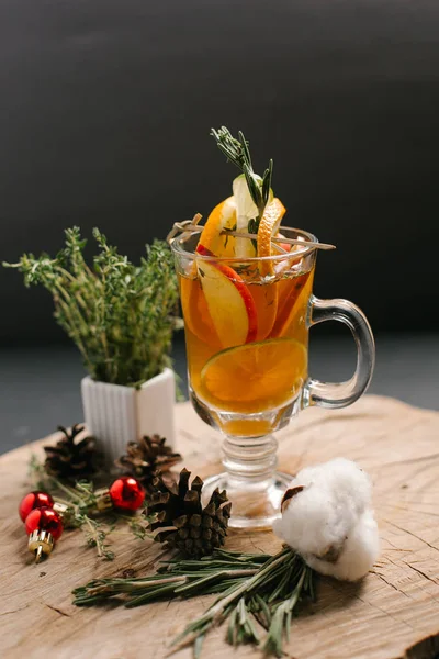 Festive Beverage Including Orange Lime Apple Slices Decorated Christmas Balls — Stock Photo, Image