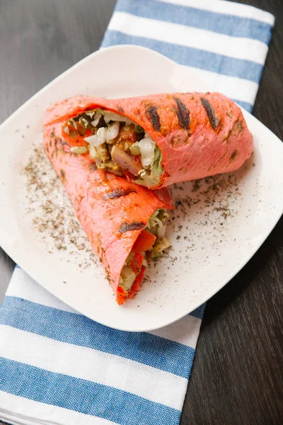 Pink Shawerma Served White Plate Striped Napkin — Stock Photo, Image