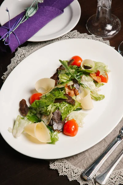 Arugula 쇠고기 토마토와 샐러드 — 스톡 사진