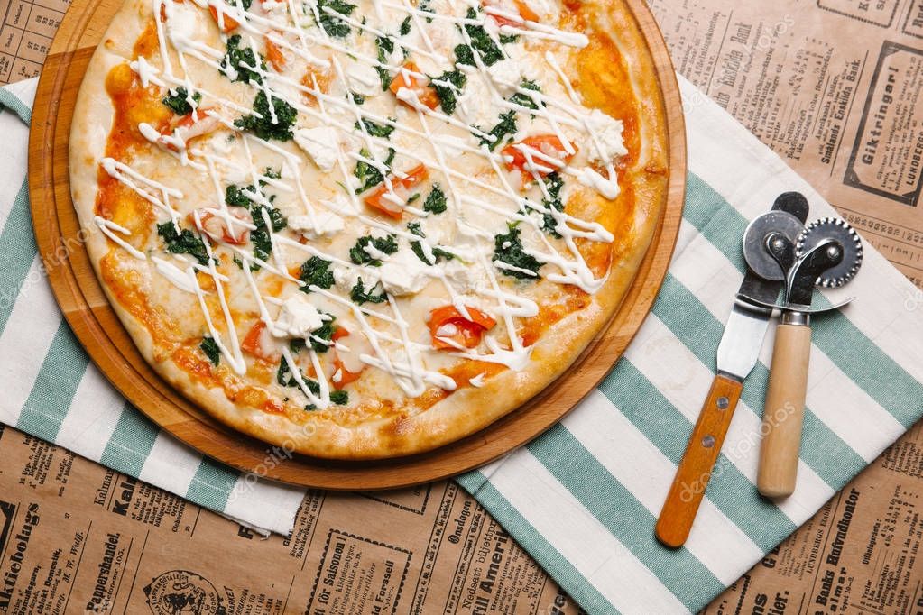Pizza Tomatoes Herbs Mayonnaise Sauce Top — Stock Photo © tytbil88
