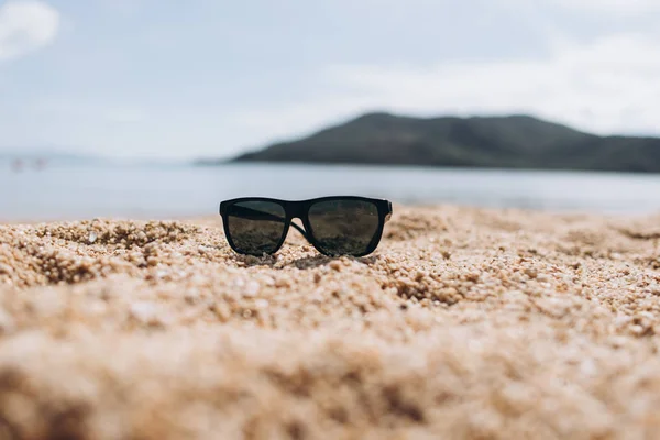 View Stylish Dark Glasses Seashore — Stock Photo, Image