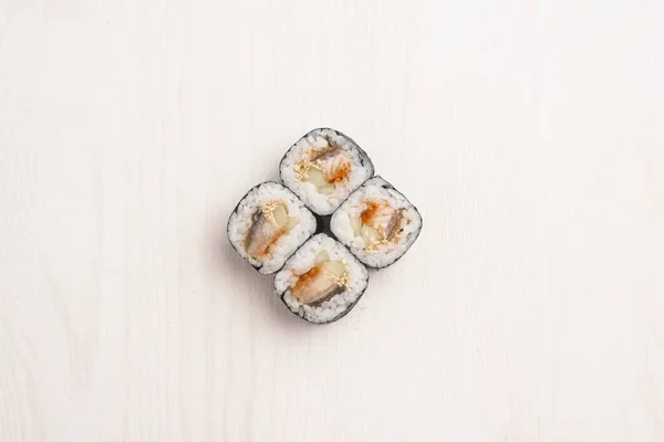 Vista Superior Maki Sushi Con Anguila Ahumada Queso Filadelfia Semillas — Foto de Stock