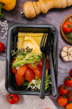 sebze ile lezzetli omlet yakından görmek 