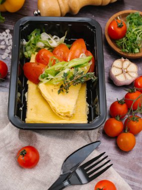 sebze ile lezzetli omlet yakından görmek 