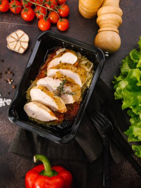 lezzetli kızarmış et garnitür ile yakından görmek