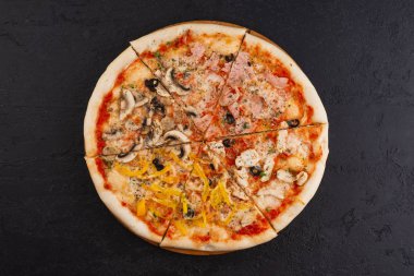 taze yapılmış pizza yakın