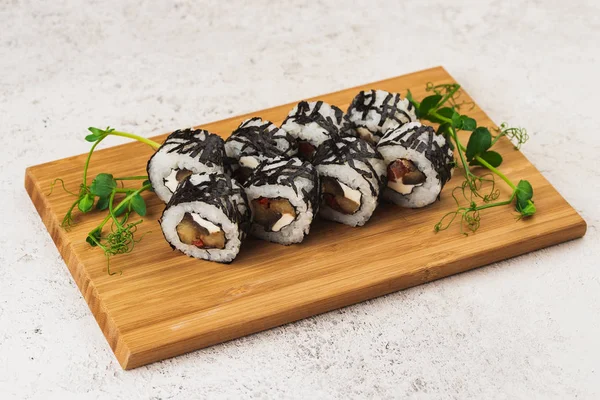 Sushirullar Ris Med Avokado Och Alger Japansk Mat — Stockfoto