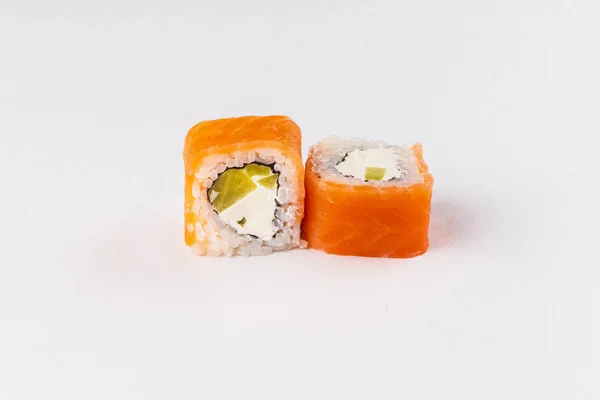 Delizioso Sushi Philadelphia Con Avocado Formaggio Cremoso Salmone Masago — Foto Stock