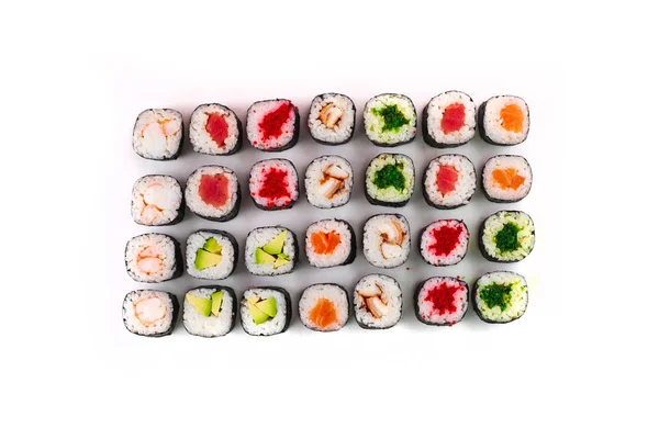 Różne Rodzaje Maki Sushi Rolki Azjatyckie Jedzenie — Zdjęcie stockowe