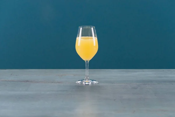 Glas Champagne Trä Bakgrund — Stockfoto