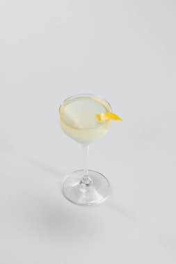 Şampanya limon dilimi 