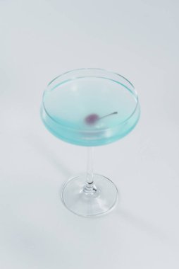 kirazlı mavi kokteyl 