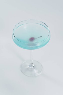 kirazlı mavi kokteyl 