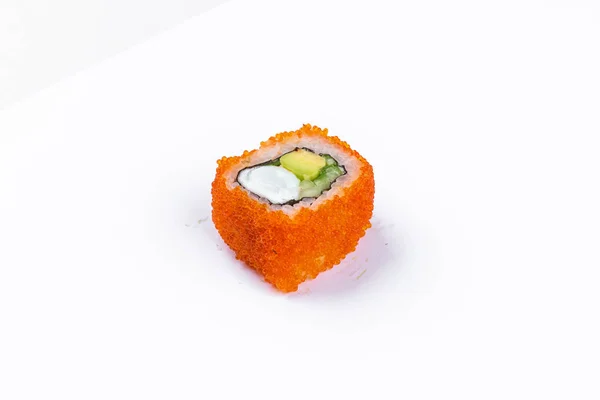 Sushi Roll Con Pesce Riso Bianco Crema Formaggio Isolato Sfondo — Foto Stock