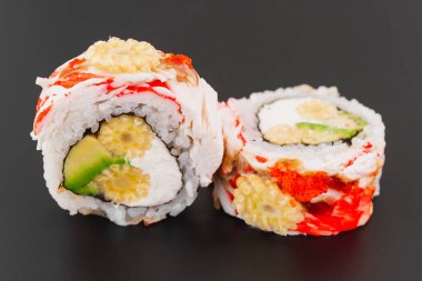 Japon mutfağı. Arka planda suşi