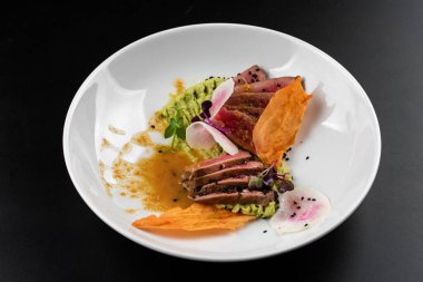 Kızarmış sığır eti fotoğrafı.