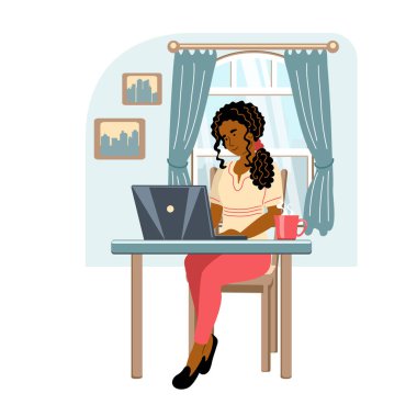 Laptoplu genç Afro-Amerikalı kadın evden çalışıyor. Modern iç mekanda oturan bir kız. Merkez ofis konsepti. Çalışan ya da evde çalışan insanlar. Düz biçimli vektör illüstrasyonu.