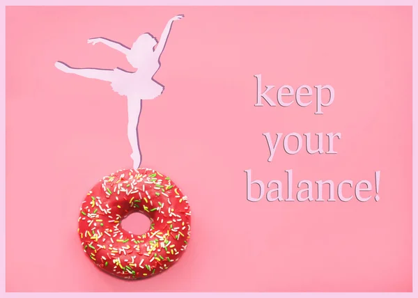 Çöreğin üzerinde duran bir kızın silüeti. Sağlıklı yeme kavramı