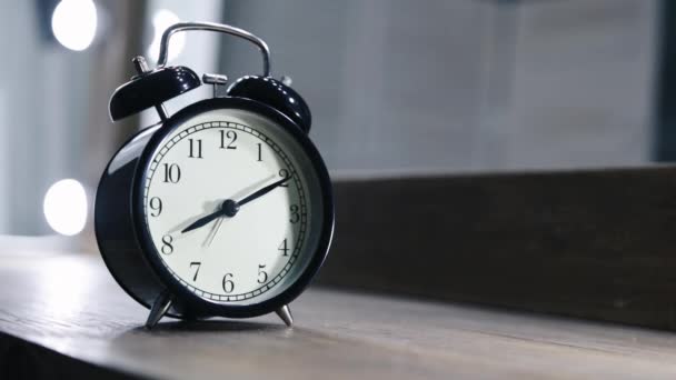 Close Old Fashioned Vintage Alarm Clock Time Goes Arrow Move — Stock video