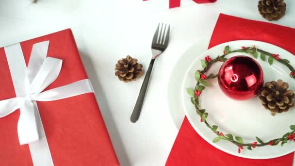 Christmas Table Empty Plate Gifts — Stock Video