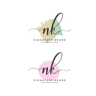 N K Nk baş harf el yazısı ve imza logosu. Şablon ögesine sahip bir konsept el yazısı logosu.