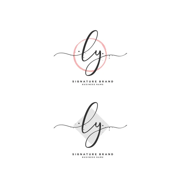 L Y LY Inicial letra letra y firma logotipo. Un concepto de escritura a mano logotipo inicial con elemento de plantilla . — Archivo Imágenes Vectoriales