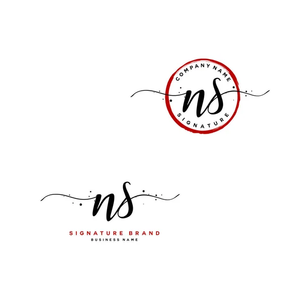 N S NS Cartas iniciales de escritura y logotipo de firma. Un concepto de escritura a mano logotipo inicial con elemento de plantilla . — Vector de stock