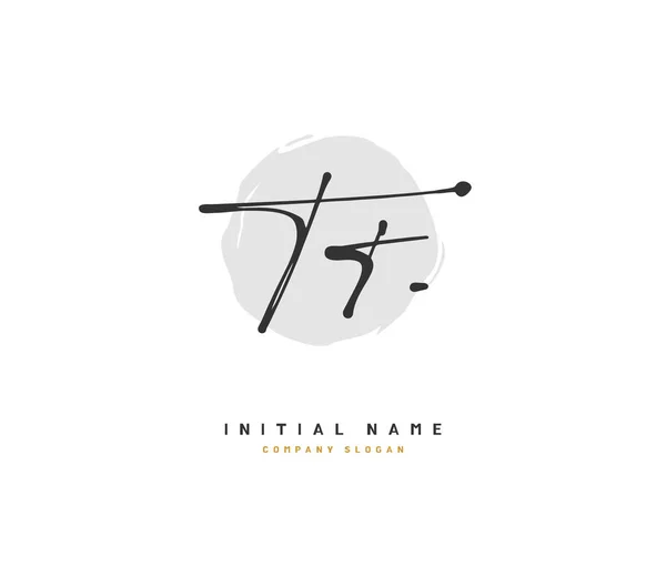T TT Güzellik Vektörü ilk logosu, ilk imzadan oluşan el yazısı logosu, düğün, moda, mücevher, butik, çiçek ve botanik, herhangi bir şirket veya işletme için yaratıcı şablona sahip..