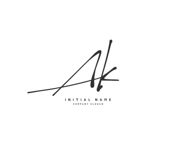 Bir K Ak Beauty vektör ilk logosu, imzalı el yazısı logosu, düğün, moda, mücevher, butik, çiçek ve botanik herhangi bir şirket veya işletme için yaratıcı şablona sahip..