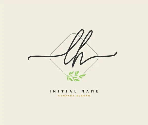 L H LH Güzellik Vektörü ilk logosu, ilk imzadan oluşan el yazısı logosu, düğün, moda, mücevher, butik, çiçek ve botanik, herhangi bir şirket veya işletme için yaratıcı şablona sahip..