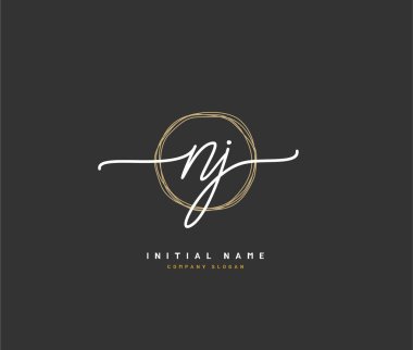N J NJ ilk logosu, ilk imzadan oluşan el yazısı logosu, düğün, moda, mücevher, butik, çiçek ve botanik, herhangi bir şirket veya işletme için yaratıcı şablona sahip..