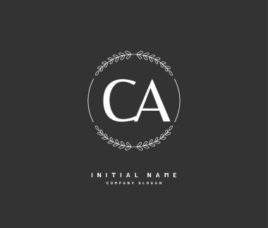C A Ca Beauty vektör ilk logosu, ilk imzadan oluşan el yazısı logosu, düğün, moda, mücevher, butik, çiçek ve botanik, herhangi bir şirket veya işletme için yaratıcı şablona sahip..