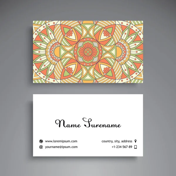 Visitenkarte. Vintage dekorative Elemente. ornamentale florale Visitenkarten oder Einladung mit Mandala — Stockvektor