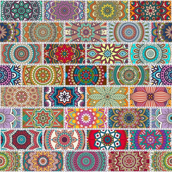 Motif floral ethnique sans couture avec mandalas — Image vectorielle