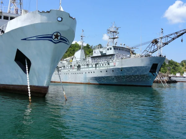 Bateaux Mer Canots Sauvetage Voiliers Réparation Chargement Des Navires Sea — Photo