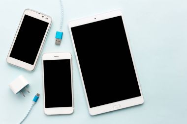 Usb ile şarj kabloları smartphone ve tablet en iyi görünümü için