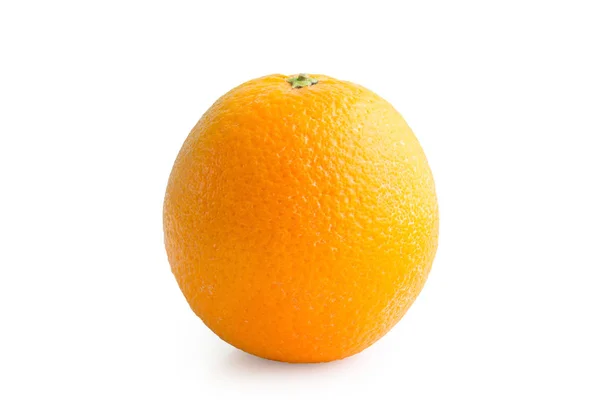 흰색으로 분리 된 싱싱 한 오렌지 — 스톡 사진