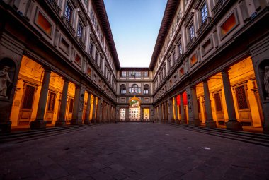 A deserted Uffizi, Florence at sunrise before everyone woke up