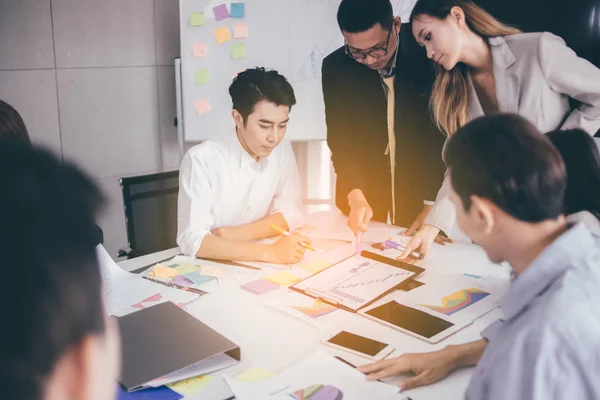 Colegas Uma Reunião Negócios Equipe Sucesso Conceito Negócios Empreendedorismo — Fotografia de Stock