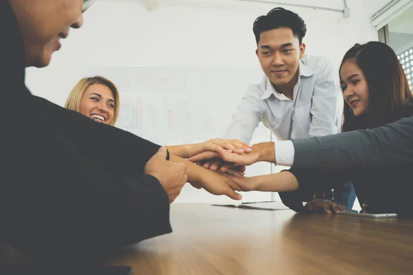 Colegas Uma Reunião Conceito Bem Sucedido Equipe Negócios Trabalho Equipe — Fotografia de Stock