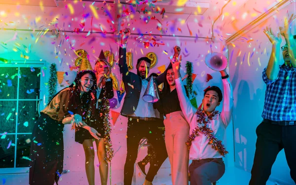 Menschen Auf Einer Party Nachtclub Gruppe Von Freunden Feiern Party Stockfoto